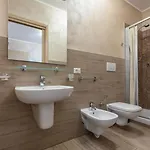 بيت ضيافة Borgo Roma 3*